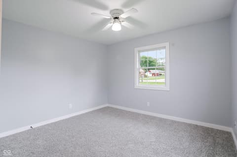 Photo of 2207 S Fairview Drive, Shelbyville, IN