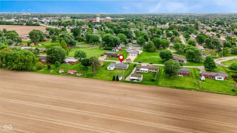 Photo of 2207 S Fairview Drive, Shelbyville, IN