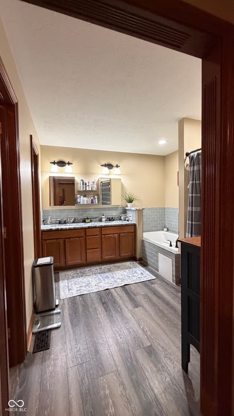 Photo of 3136 E County Road 100 N, Danville, IN
