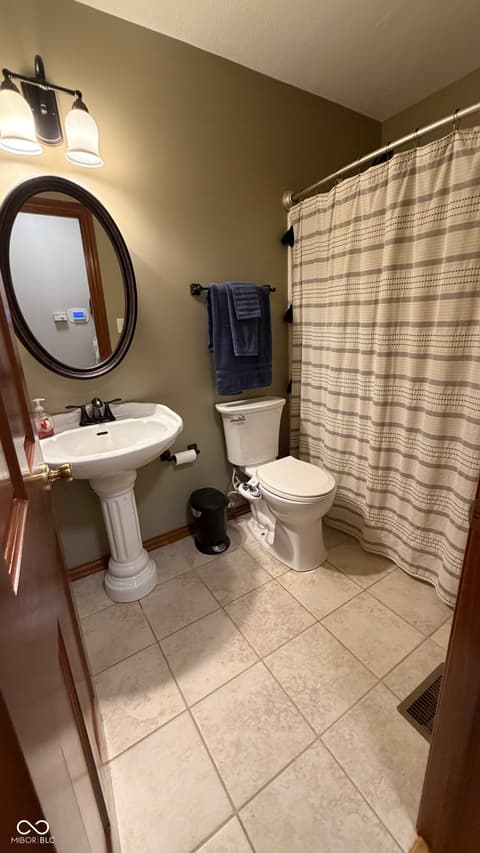 Photo of 3136 E County Road 100 N, Danville, IN