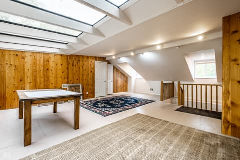Photo of 402 Kessler Boulevard West Drive, Indianapolis, IN