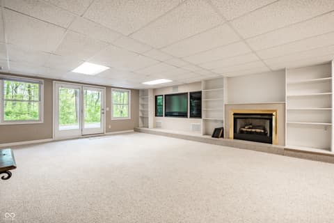 Photo of 402 Kessler Boulevard West Drive, Indianapolis, IN