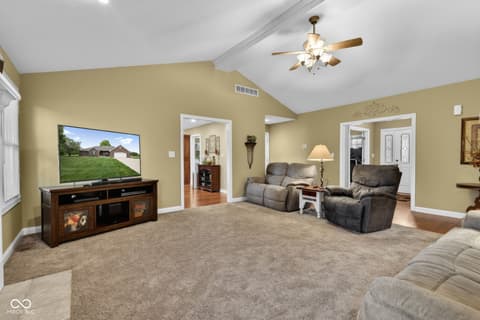 Photo of 325 E Levi Lane, Mooresville, IN