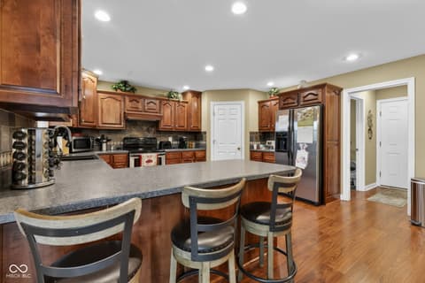 Photo of 325 E Levi Lane, Mooresville, IN