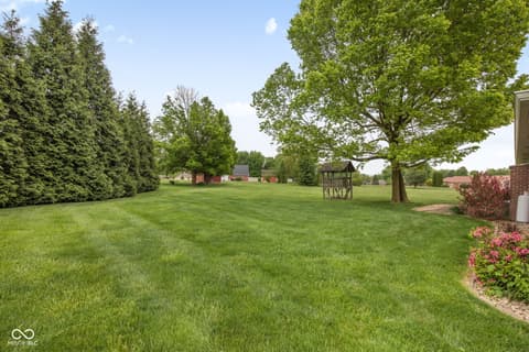 Photo of 325 E Levi Lane, Mooresville, IN