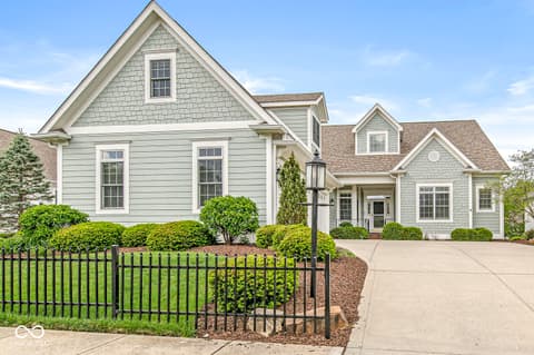 764 Hanover Close