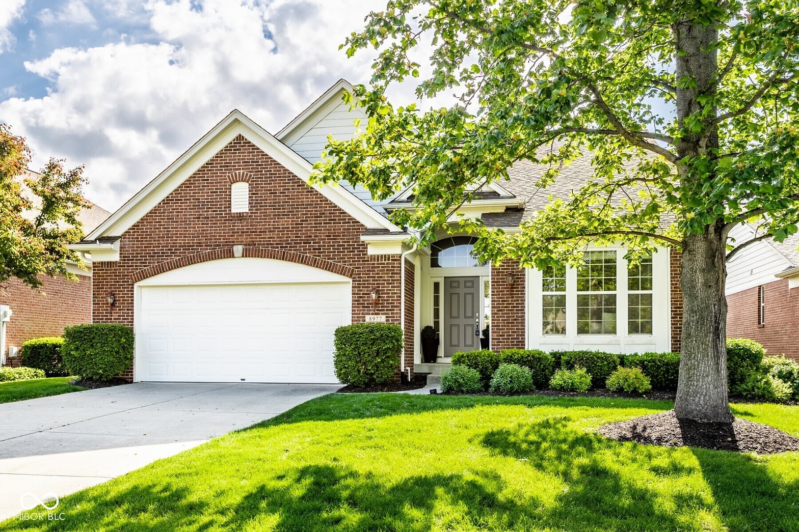 Photo of 8977 Stonewick Way, Zionsville, IN