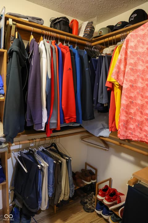 Walk In Closets — 298 Lake Drive, Greenwood, IN