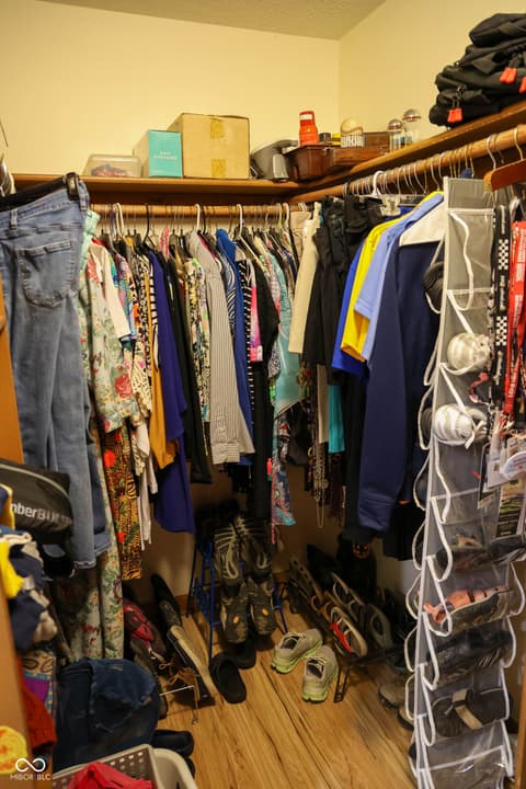 Walk In Closets — 298 Lake Drive, Greenwood, IN