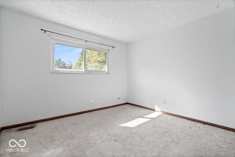 Photo of 4212 Foxglove Trace, Indianapolis, IN