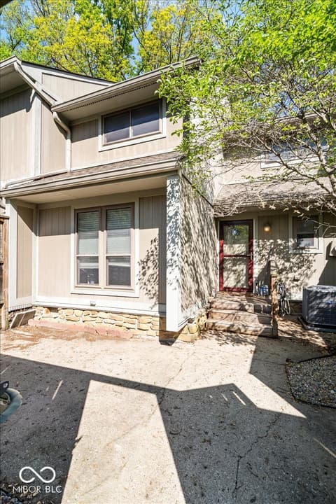 Photo of 4212 Foxglove Trace, Indianapolis, IN