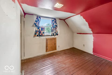 Bonus room at 305 St Clair Street, Mooresville, IN
