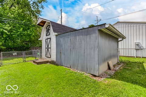 Out Buildings — 305 St Clair Street, Mooresville, IN