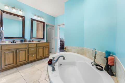 Photo of 1735 Brookfield Drive, Columbus, IN
