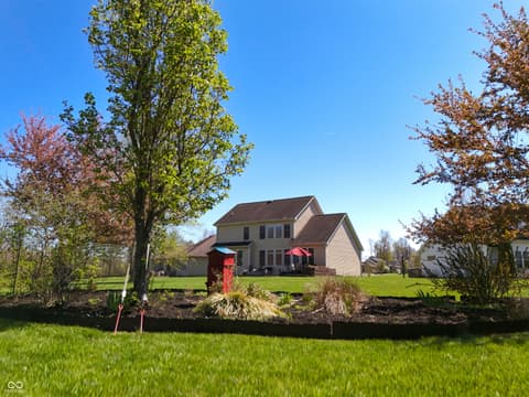 Photo of 1735 Brookfield Drive, Columbus, IN