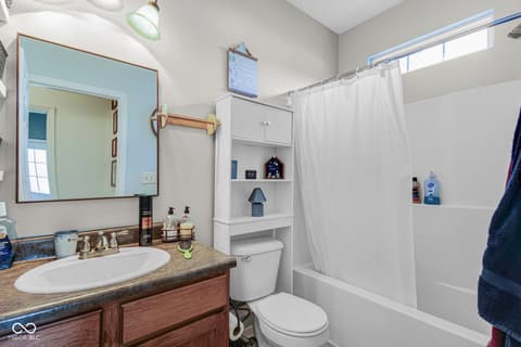 Photo of 6712 Wilmot Lane, Avon, IN