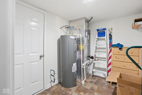 Utility Room — 832 Snowberry Run, Greenwood, IN