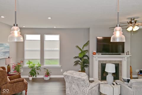 Living room at 1418 Hideaway Circle, Brownsburg, IN