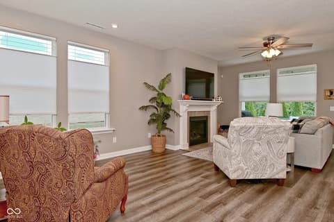 Living room at 1418 Hideaway Circle, Brownsburg, IN