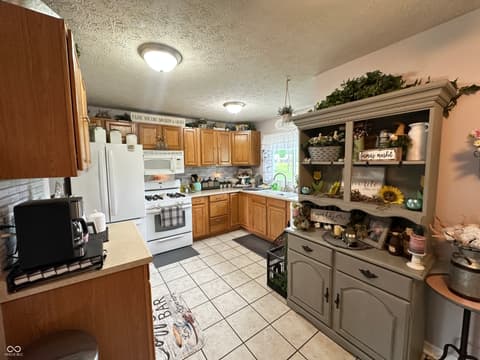 Photo of 910 Hillcrest Drive, Greencastle, IN