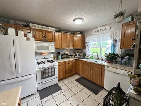 Photo of 910 Hillcrest Drive, Greencastle, IN
