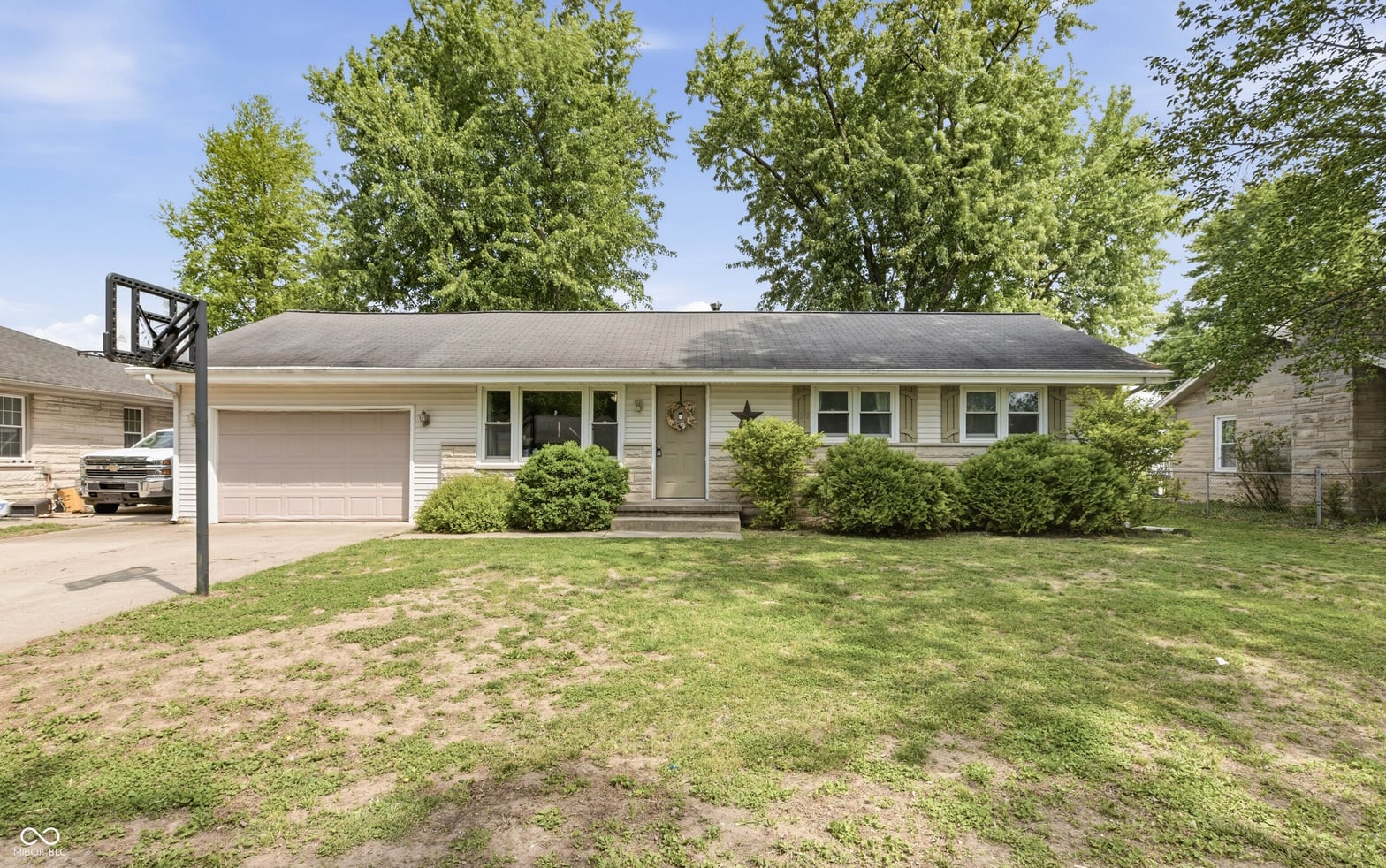 Photo of 613 E 15th Street, Seymour, IN