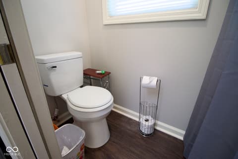 Bathroom at 9885 E County Road 1000 N, Brownsburg, IN