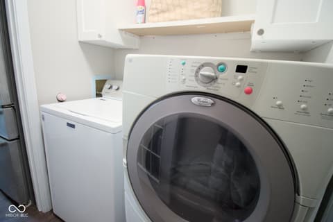 Laundry room at 9885 E County Road 1000 N, Brownsburg, IN