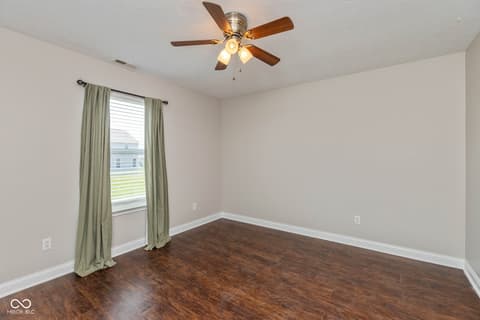 Photo of 1117 Foxtail Drive, Franklin, IN
