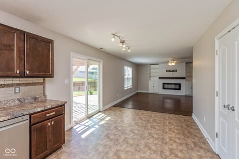 Photo of 1117 Foxtail Drive, Franklin, IN