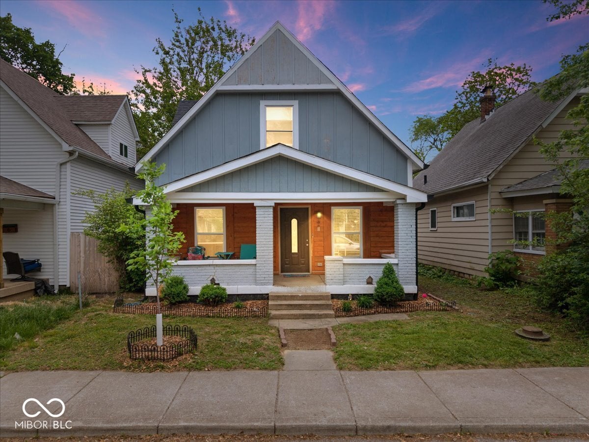 Photo of 937 N Oxford Street, Indianapolis, IN