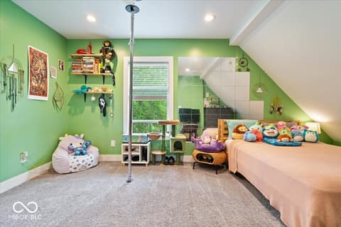 Photo of 937 N Oxford Street, Indianapolis, IN