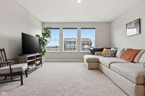 Loft — 2475 S Copperstone Drive, New Palestine, IN