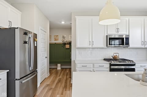 Kitchen at 2475 S Copperstone Drive, New Palestine, IN