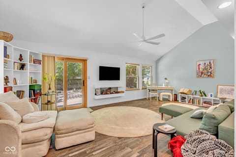 Photo of 4408 Castlebay Way, Indianapolis, IN