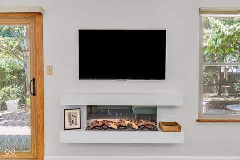 Photo of 4408 Castlebay Way, Indianapolis, IN