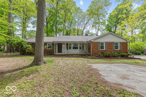 7511 Mohawk Lane