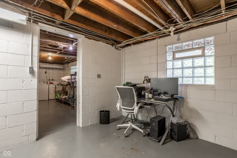 Home office at 717 E 70th Place, Indianapolis, IN