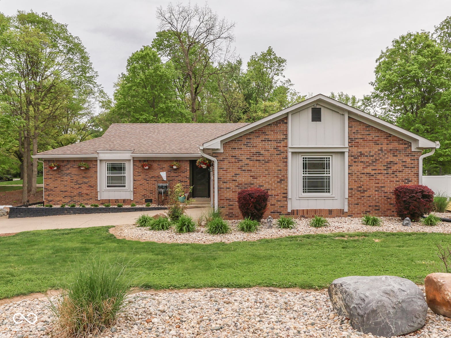 Photo of 504 Oak Boulevard South Drive, Greenfield, IN