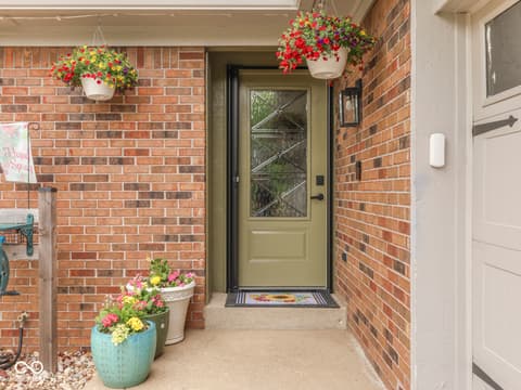 Photo of 504 Oak Boulevard South Drive, Greenfield, IN