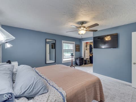 Photo of 504 Oak Boulevard South Drive, Greenfield, IN