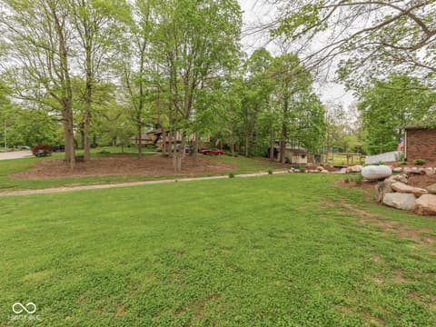 Photo of 504 Oak Boulevard South Drive, Greenfield, IN