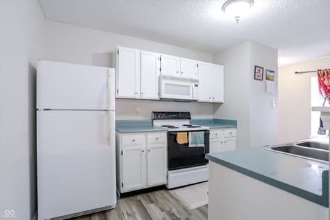 Photo of 5985 Claymont Boulevard, Plainfield, IN
