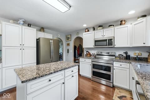 Kitchen at 2701 W Sun Valley Parkway, Muncie, IN