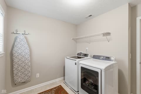 Photo of 561 Windborough, Brownsburg, IN
