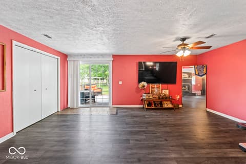 Family room at 9967 N County Road 800 W, Daleville, IN