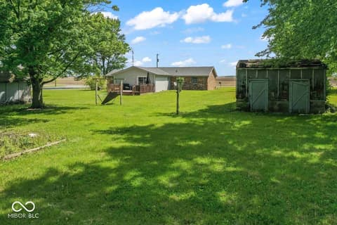 Yard at 9967 N County Road 800 W, Daleville, IN