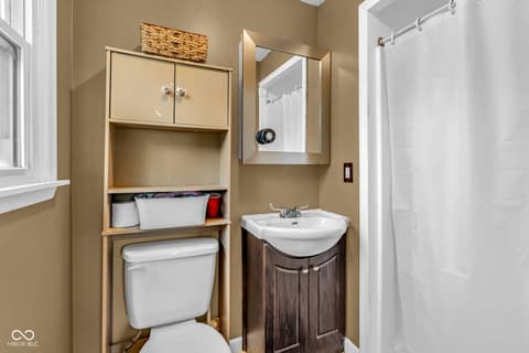 Photo of 4851 Wycliff East Drive, Indianapolis, IN