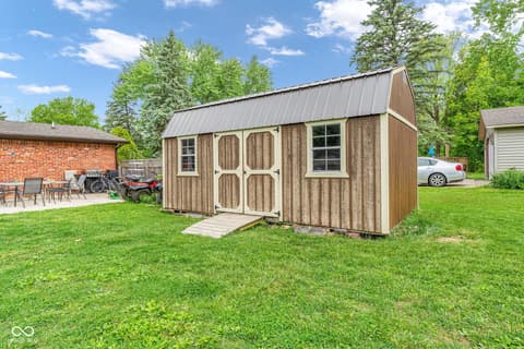 Photo of 4851 Wycliff East Drive, Indianapolis, IN