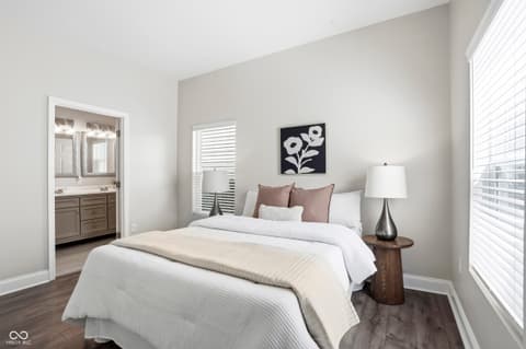 Primary bedroom at 931 Villa Avenue, Indianapolis, IN